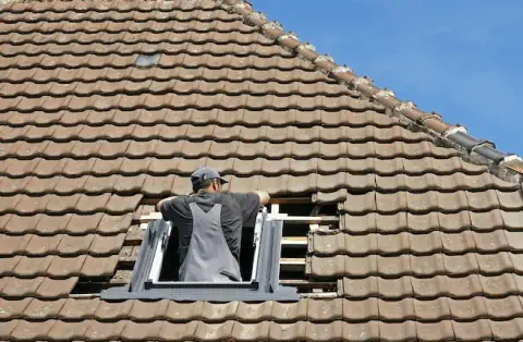Pose de velux - Saint-Léger-Vauban